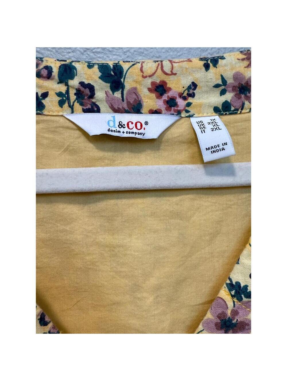 Vintage Denim & Co. Quilted Floral Vest; Women's XL - Picture 4 of 5